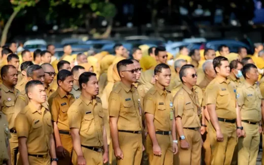 PPPK Jadi PNS, CPNS Vakum 5–7 Tahun? DPR Beri Peringatan Keras!