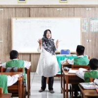 TPG 2025 Cair! 1,8 Juta Guru Terima Dana Langsung dari Pusat, Simak Rinciannya