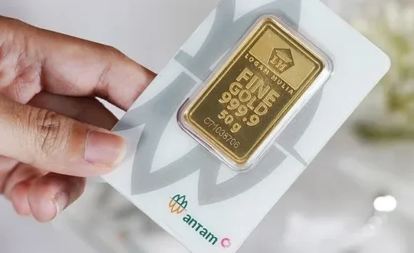 Update Harga Emas Antam 13 Juli 2026: Turun Rp20.000 per Gram