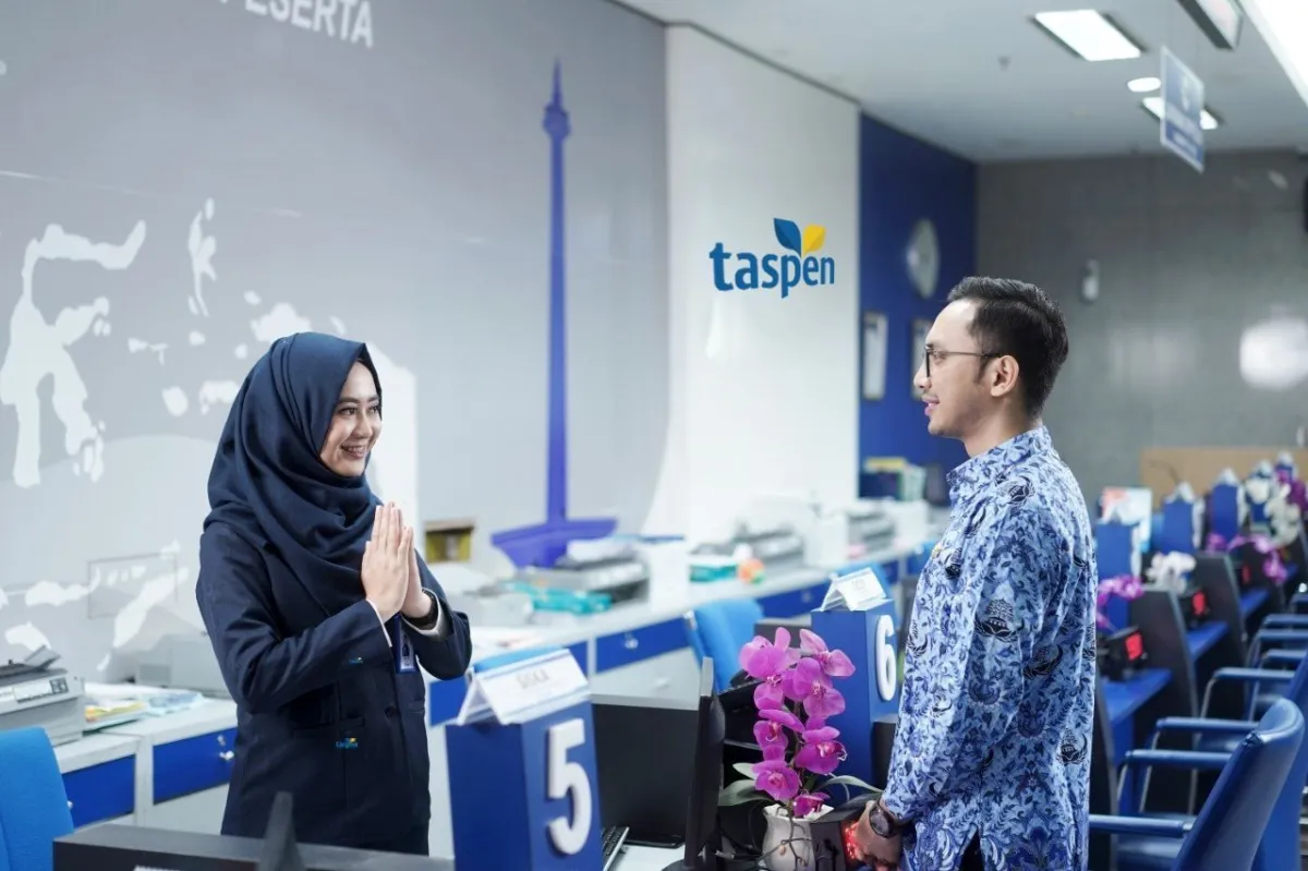Hebat! Mulai Sekarang Pensiunan PNS Bisa Klaim Gaji Bulanan Cuma dengan Selfie via HP, Begini Caranya