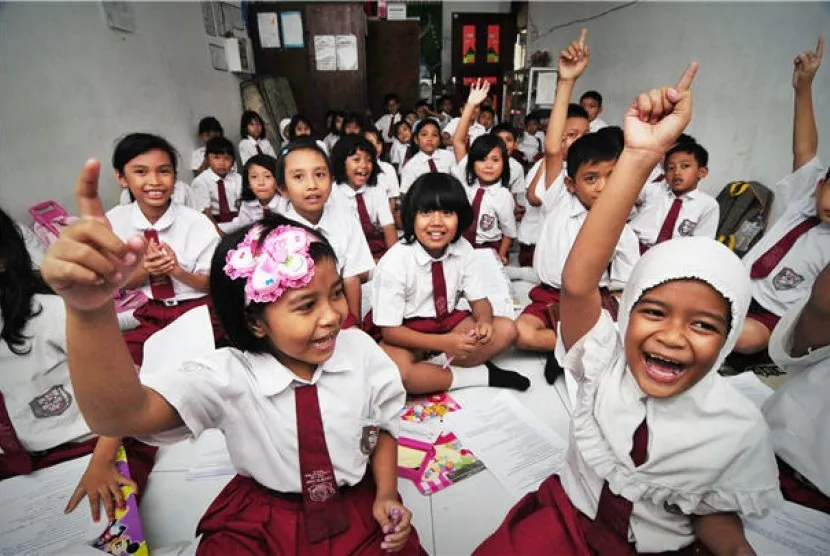 Mulai 1 Juli 2026, Batas Minimal Usia Masuk SD Bukan 7 Tahun Lagi, Tapi Segini – Orang Tua Wajib Tahu